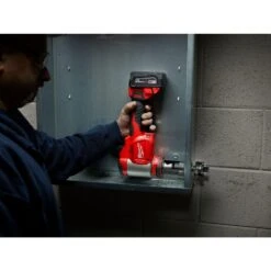 Builders World Wholesale Distribution Milwaukee 2676-23 M18 Forcelogic 10-ton Knockout Tool 1/2" To 4" Kit