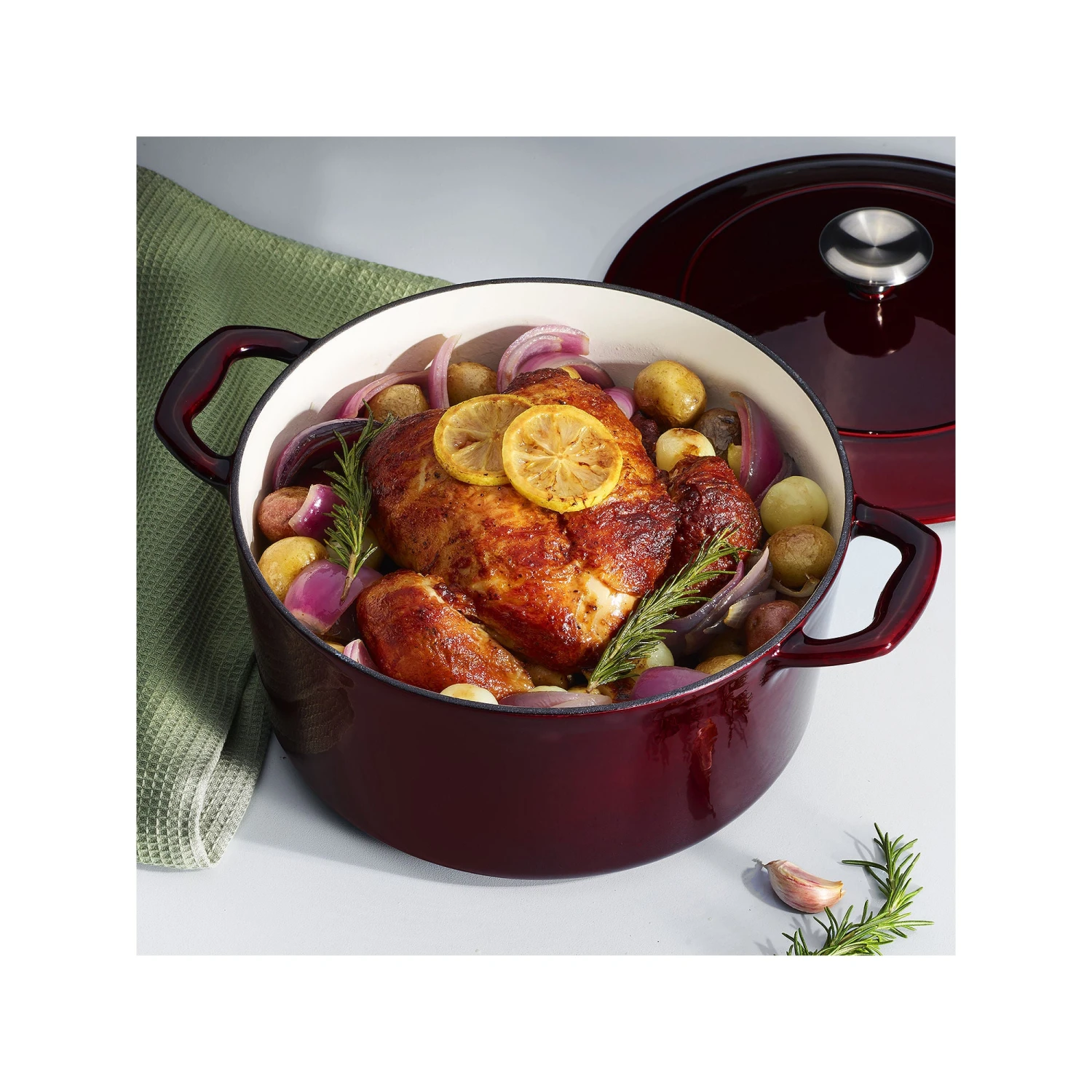 Tramontina Tramontina Gourmet 5.5-Qt. Cast Iron Dutch Oven - MAJOLICA RED ONE SIZE 4 Tramontina Tramontina Gourmet 5.5-Qt. Cast Iron Dutch Oven - MAJOLICA RED ONE SIZE - Image 4