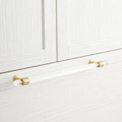 Signature Hardware Signature Hardware HN-B-9021.18.SB 18" Beryn Acrylic Appliance Pull - Satin Brass